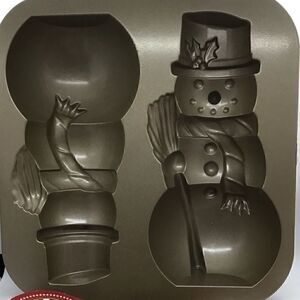 Williams Sonoma Nordic Ware Snowman Cake Pan